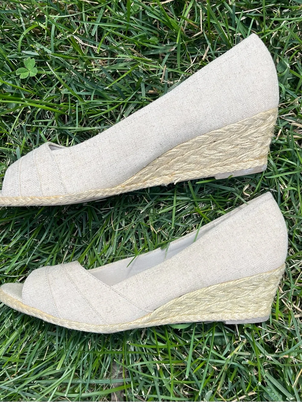 Kelly & Katie Linen Espadrille Wedges Open Toe Beige Size 9.5